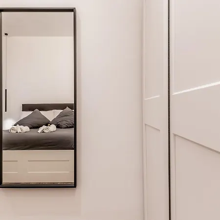 Διαμέρισμα Loungefloor Metro A Netflix & Wi-fi *