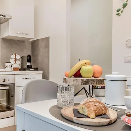 Loungefloor Metro A Netflix & Wi-fi Ρώμη