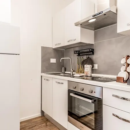 Loungefloor Metro A Netflix & Wi-fi * Ρώμη